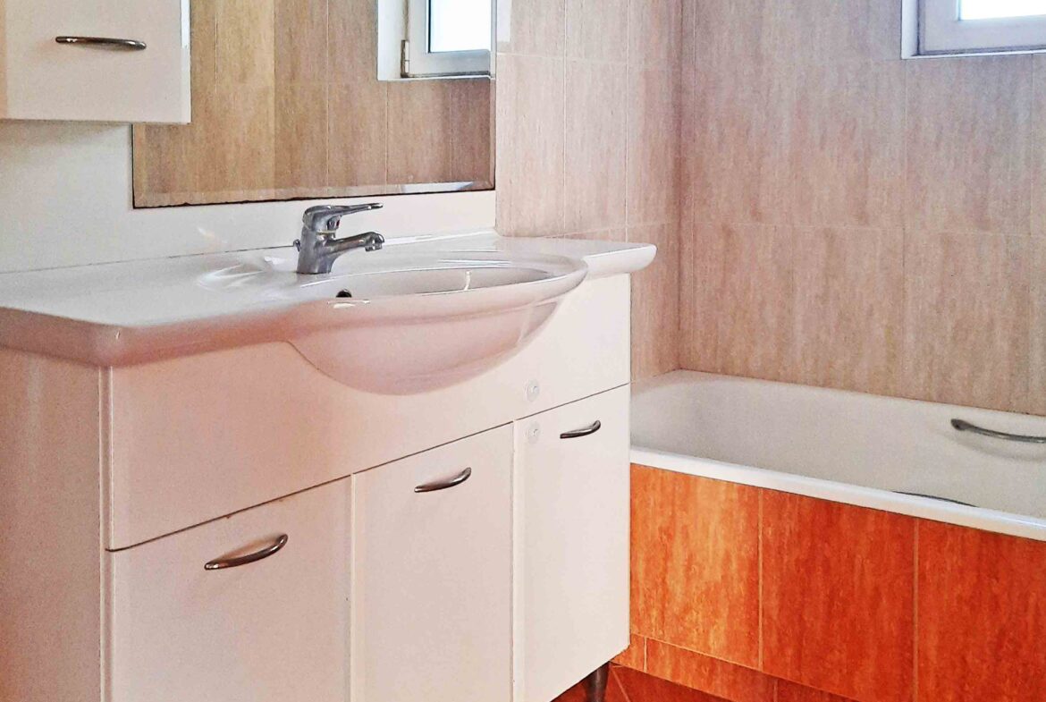 Ilioupoli (Agia Marina), Apartment 71m² | 3rd floor with sea view | 2 bedrooms