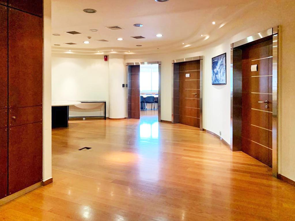 Kallithea, Building 3,604m², 6 floors