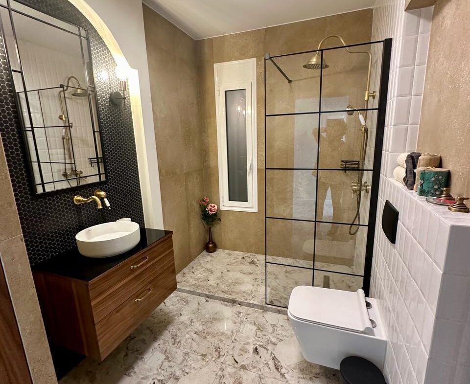 Palaio Faliro (Zisimopoulou), 90m² apartment + 190m² terrace