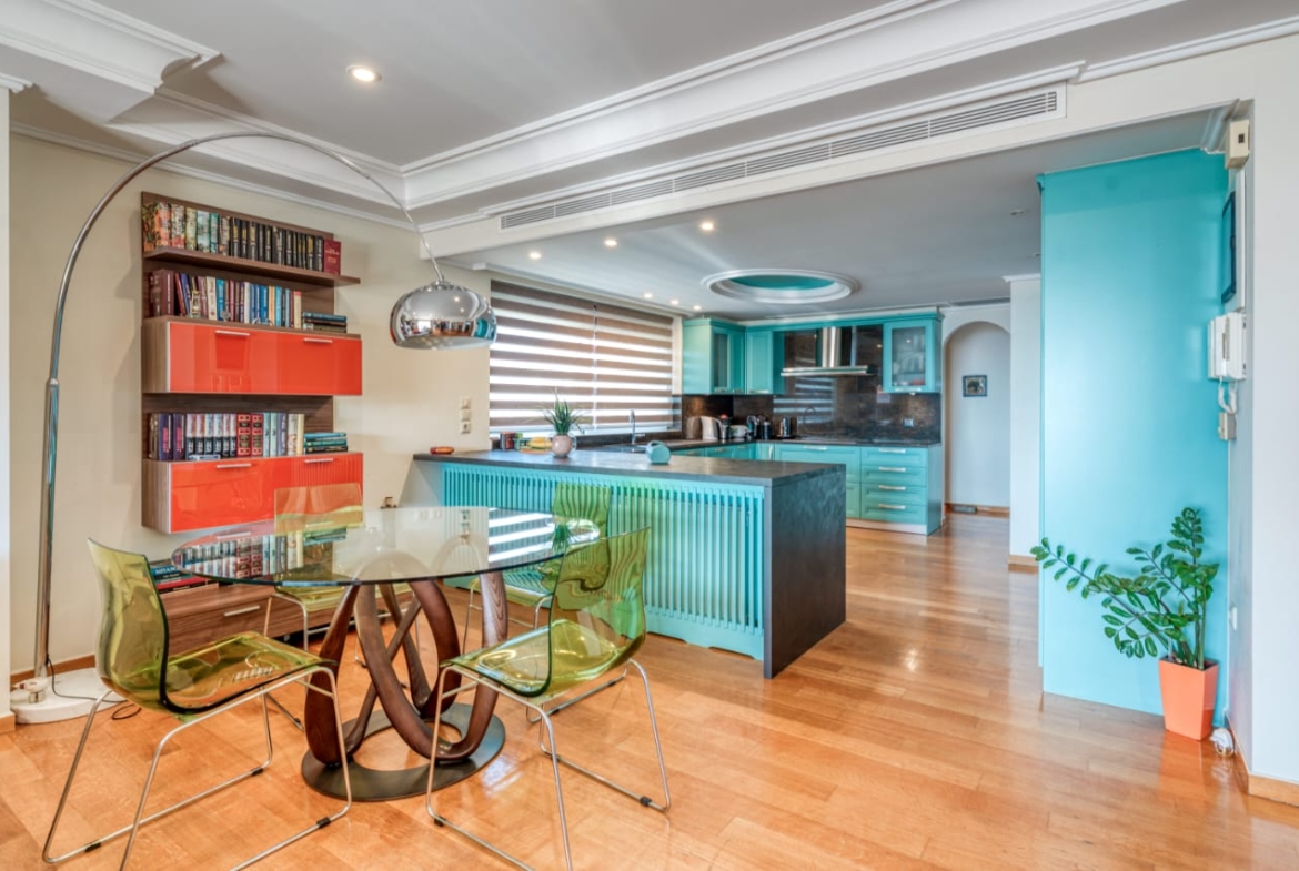 Voula (Dikigorika) | 155m² duplex apartment with seaview
