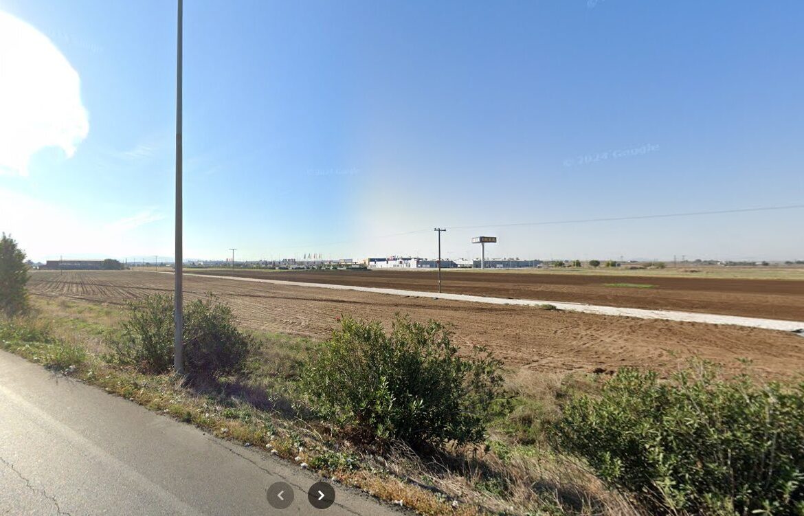Larisa (Nikaia) | Land 62,575 m²