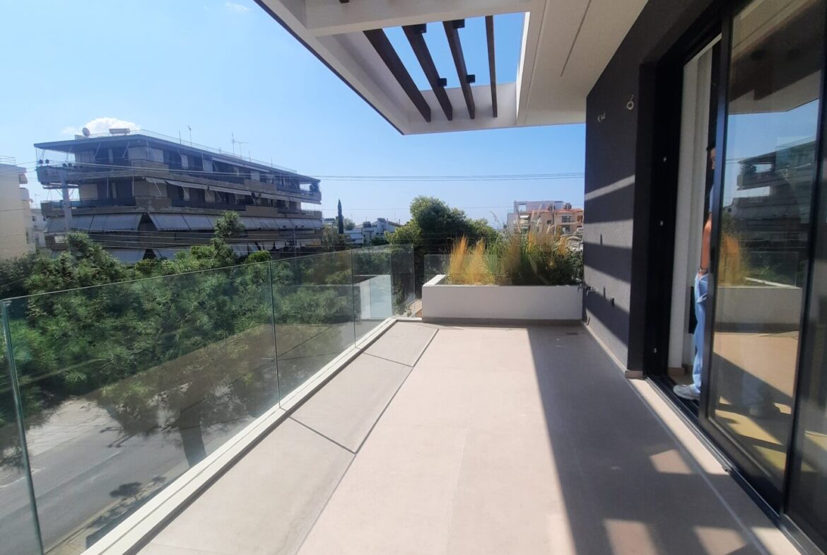 Glyfada (center) | 161m² duplex of 2nd-3rd floor