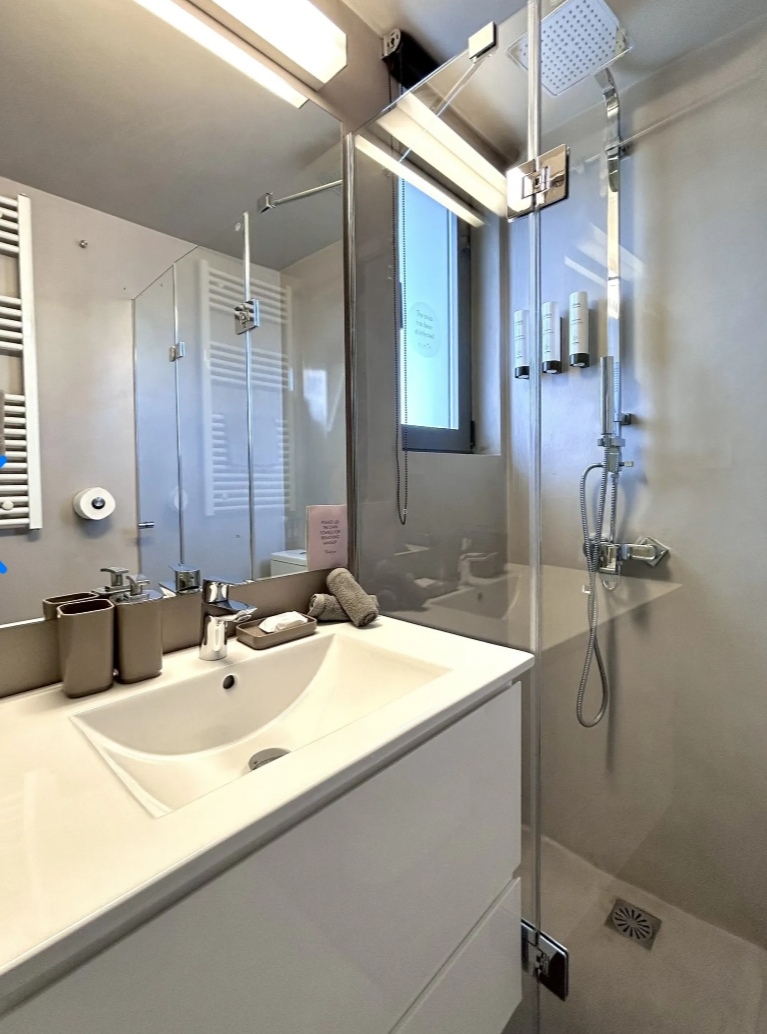 Glyfada (center) | 3 bedrooms apt, weekly or monthly rental