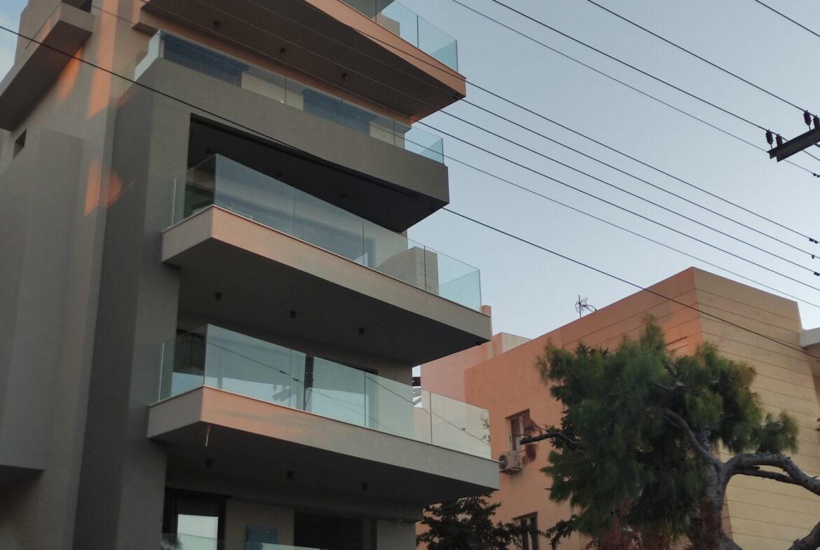 Glyfada (Pyrnari) 126m² | 2nd floor | 3 bedrooms