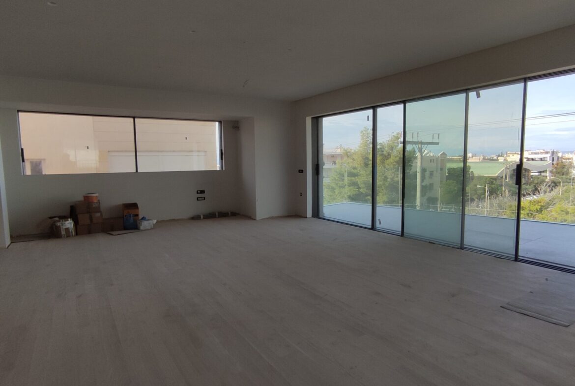 Glyfada (Pyrnari) 126m² | 2nd floor | 3 bedrooms