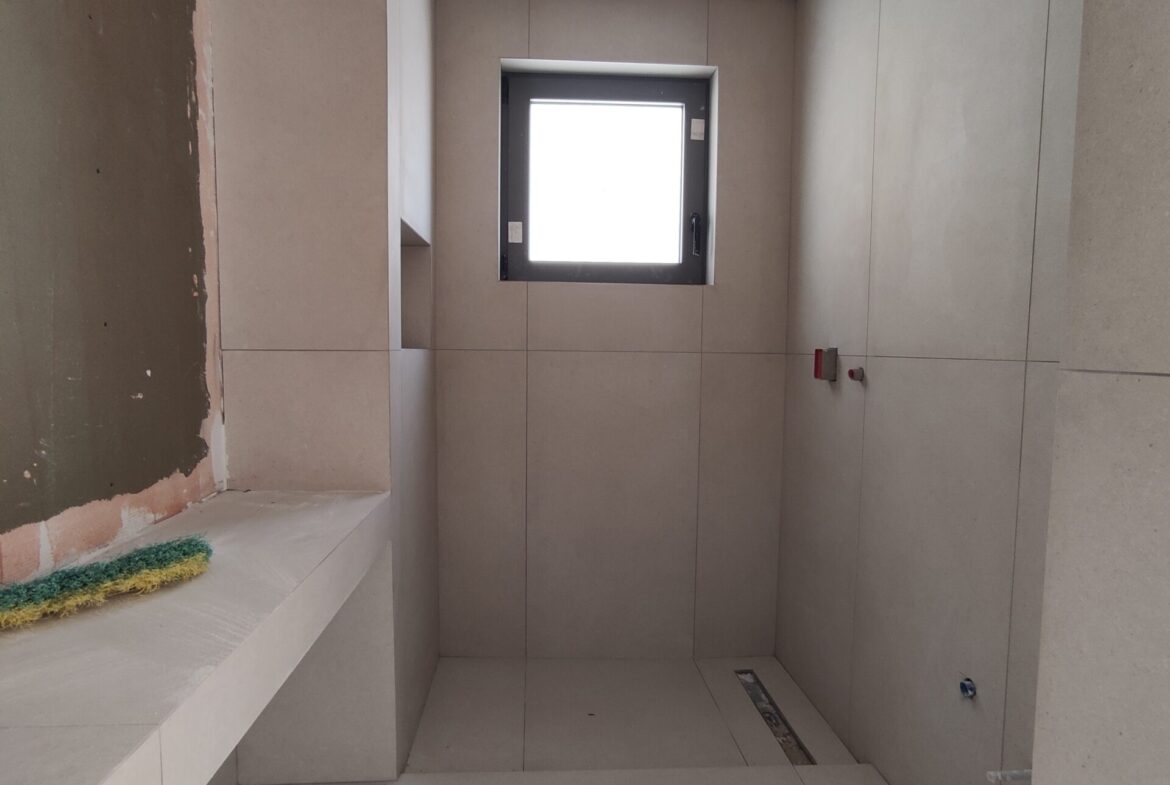 Glyfada (Pyrnari) 126m² | 2nd floor | 3 bedrooms