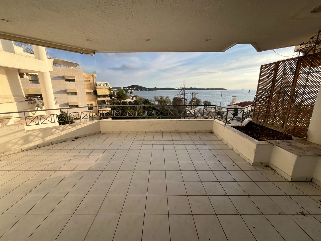 Voula (center) 143m² apartment with seaview | 3 bedrooms
