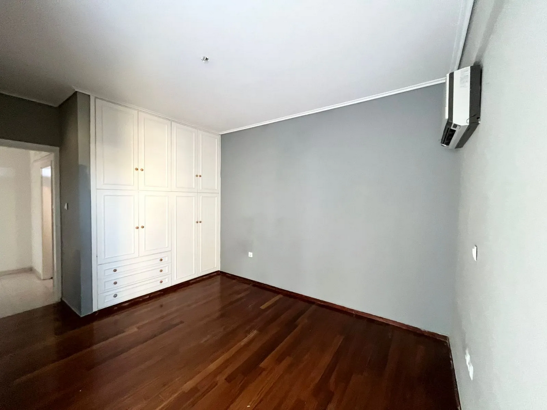 Voula (center) 143m² apartment with seaview | 3 bedrooms
