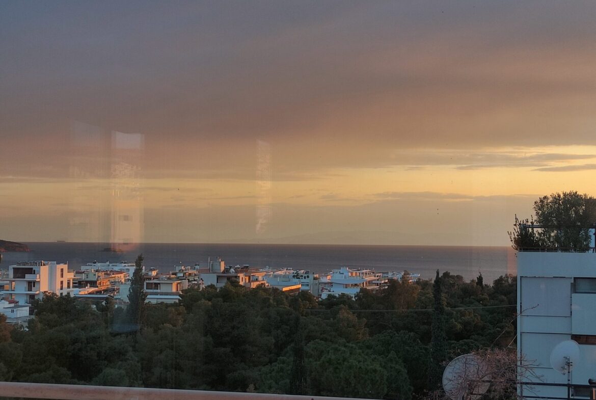 Voula, the Views Penthouse (retiré) of 130m²