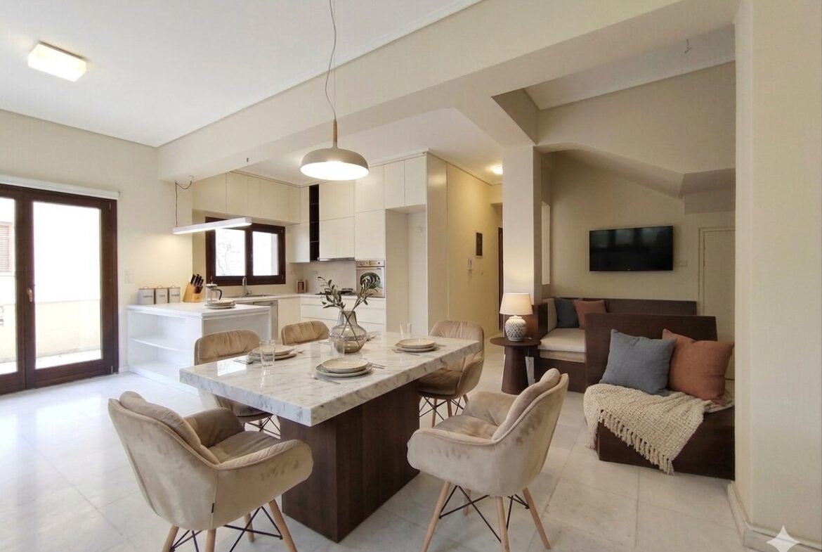 Elegant 3-Story Villa in prestigious Voula – 260m²