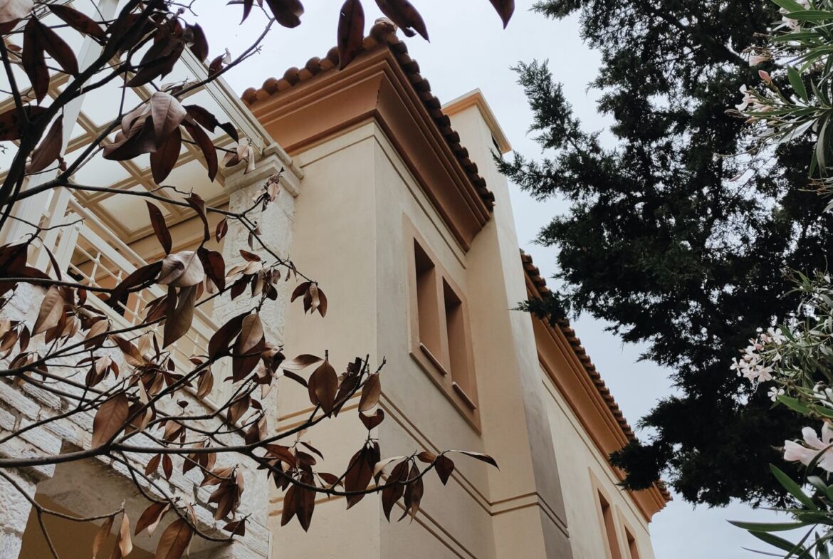 Elegant 3-Story Villa in prestigious Voula – 260m²