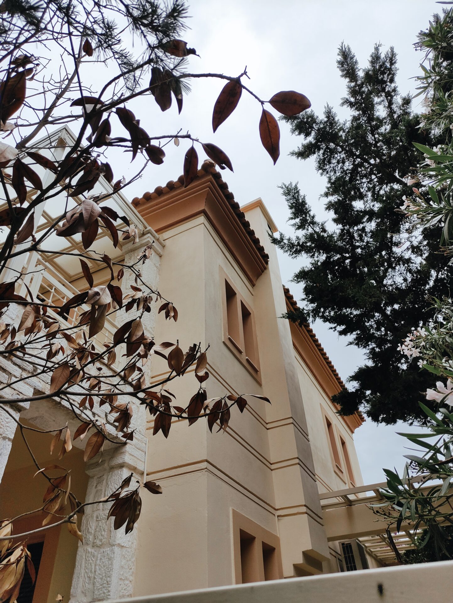 IMG_20260518_081742 Elegant 3-Story Villa in prestigious Voula – 260m²