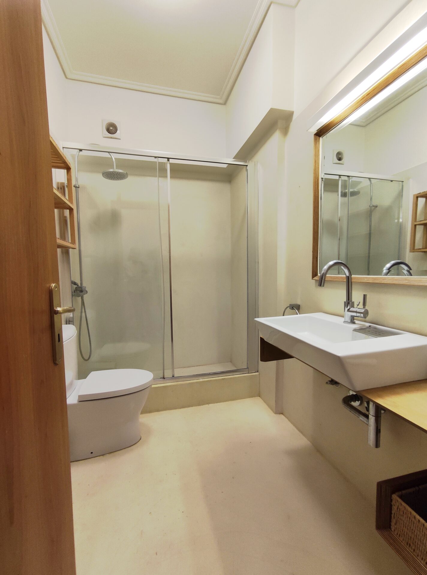 IMG_20260518_082233 Elegant 3-Story Villa in prestigious Voula – 260m²