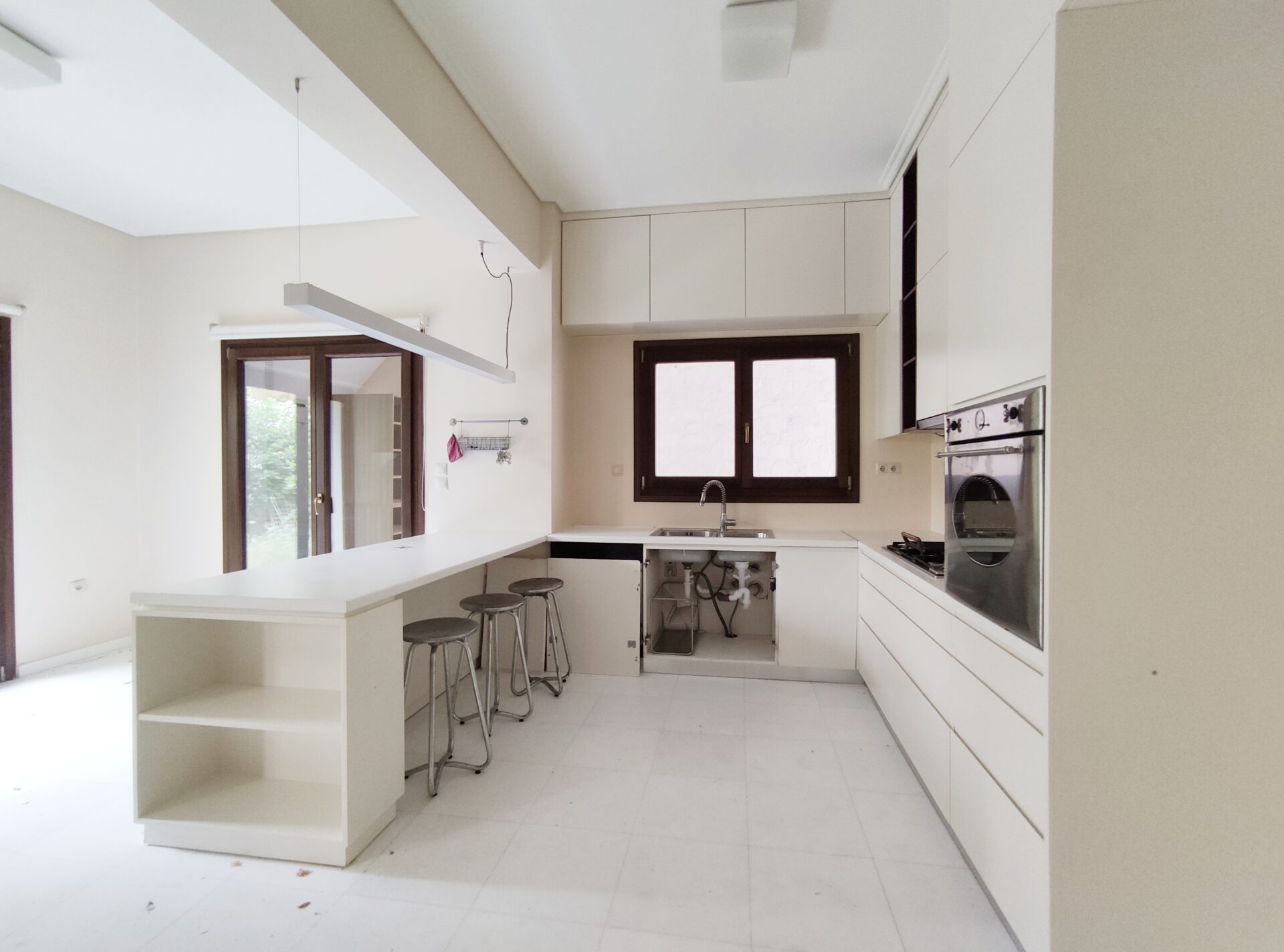 IMG_20260518_082855 Elegant 3-Story Villa in prestigious Voula – 260m²