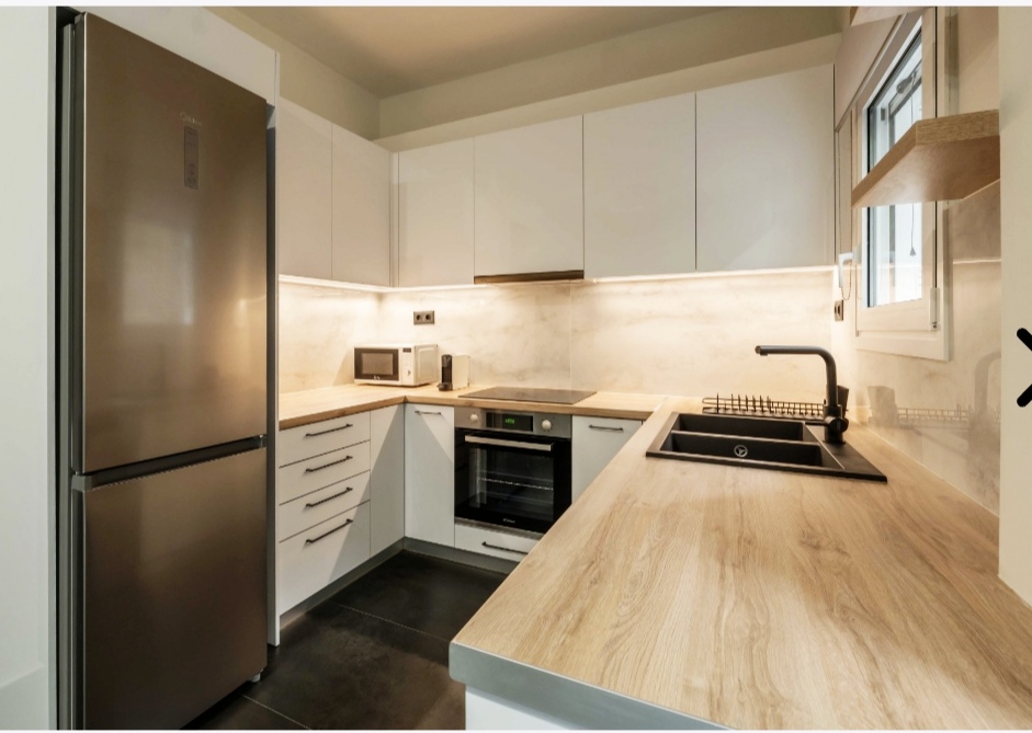 Kolonaki, short/ long term rental 90m² 1st floor